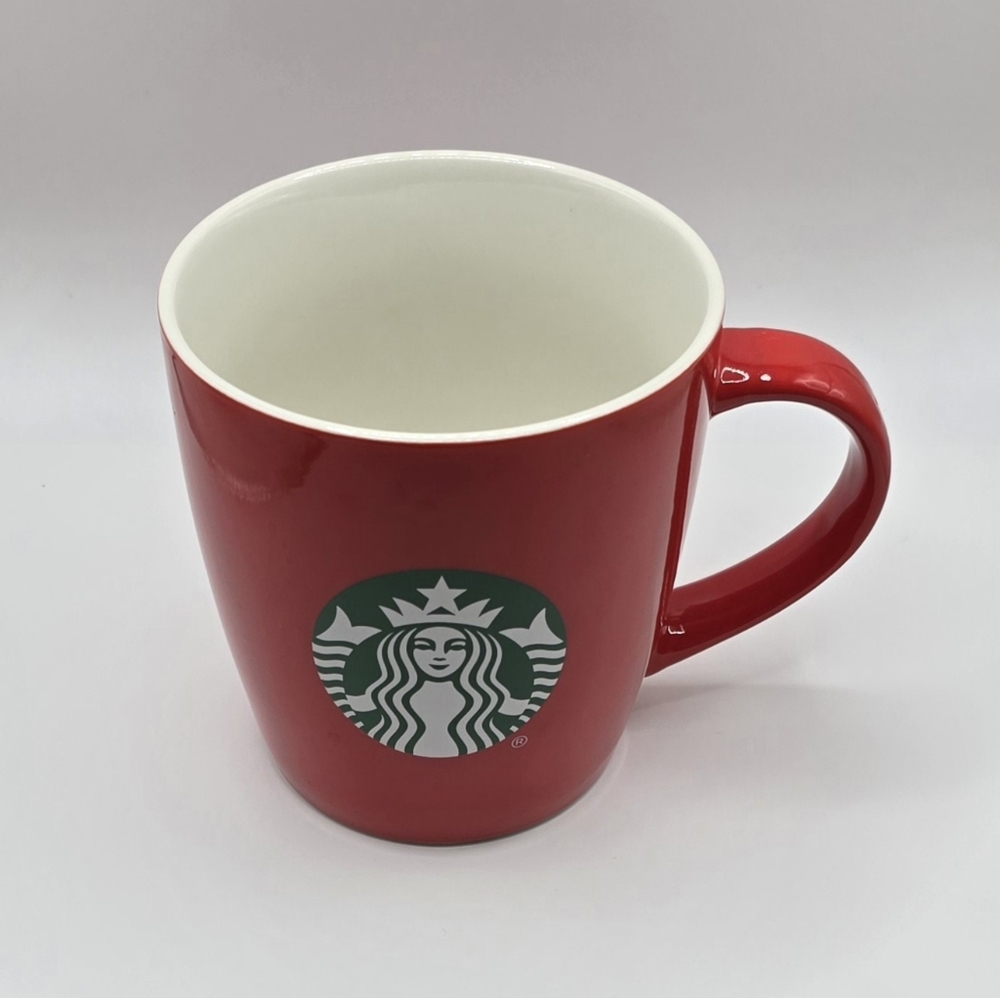 Starbucks Coffee Mug Red with Green Mermaid Siren Logo - 12 fl oz 2020